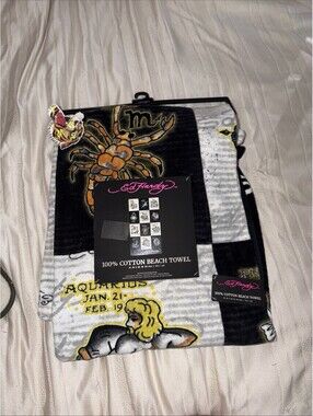 AUTHENTIC ED HARDY 100% COTTON BEACH TOWEL, 36" x 68”, NWT Astrology